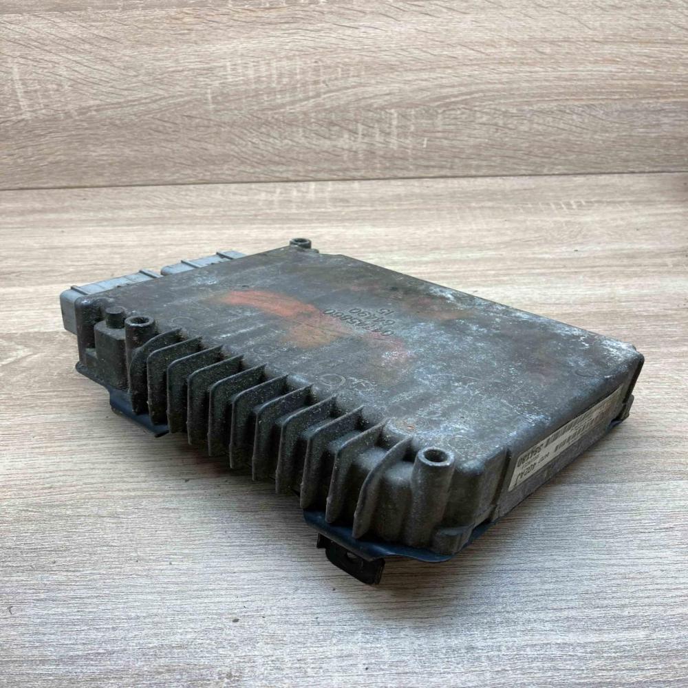 P04727402AJ 384130  Engine control unit/module ECU Chrysler Voyager