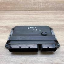 89661 0DB00 MB275300 4332  Engine control unit/module ECU Toyota Yaris
