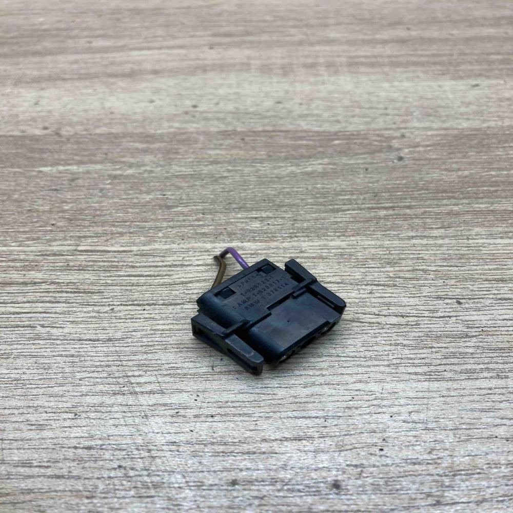 1378114 1 929526 1  Plug wire BMW X5 E70