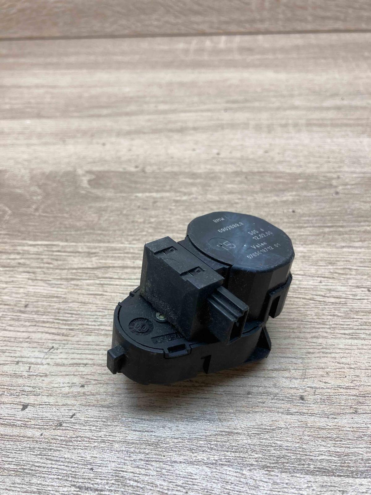 6902699   Air flap motor/actuator BMW 5 E39