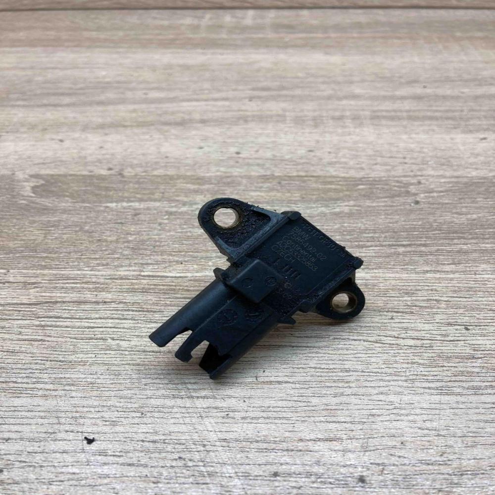 7585492 A2C53325853  Air pressure sensor BMW 5 F10 F11