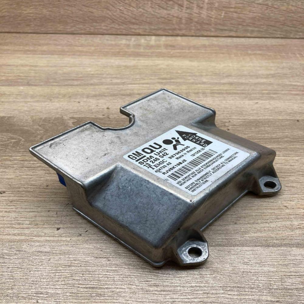 13246042 QU Used Airbag control unit/module Opel Astra H