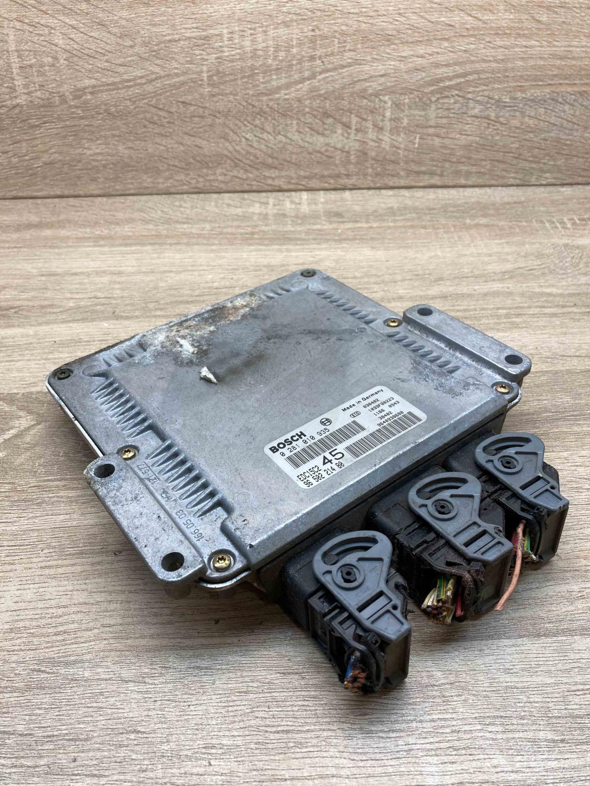 9650221480 0281010935 EDC15C245 Engine control unit/module ECU Peugeot 307