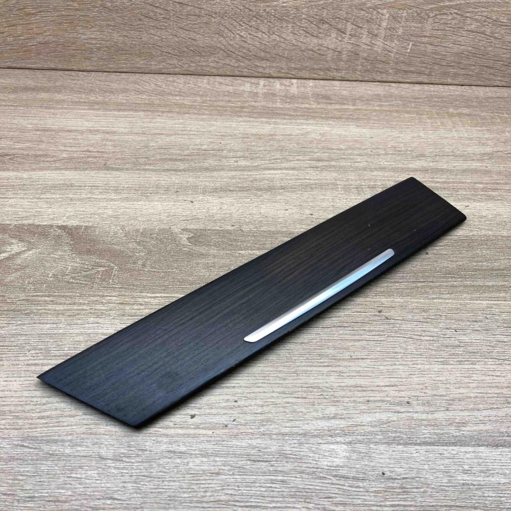 9173883   Ashtray trim (front) BMW 7 F01 F02 F03 F04