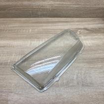 0013010404   Headlight lense Peugeot 306