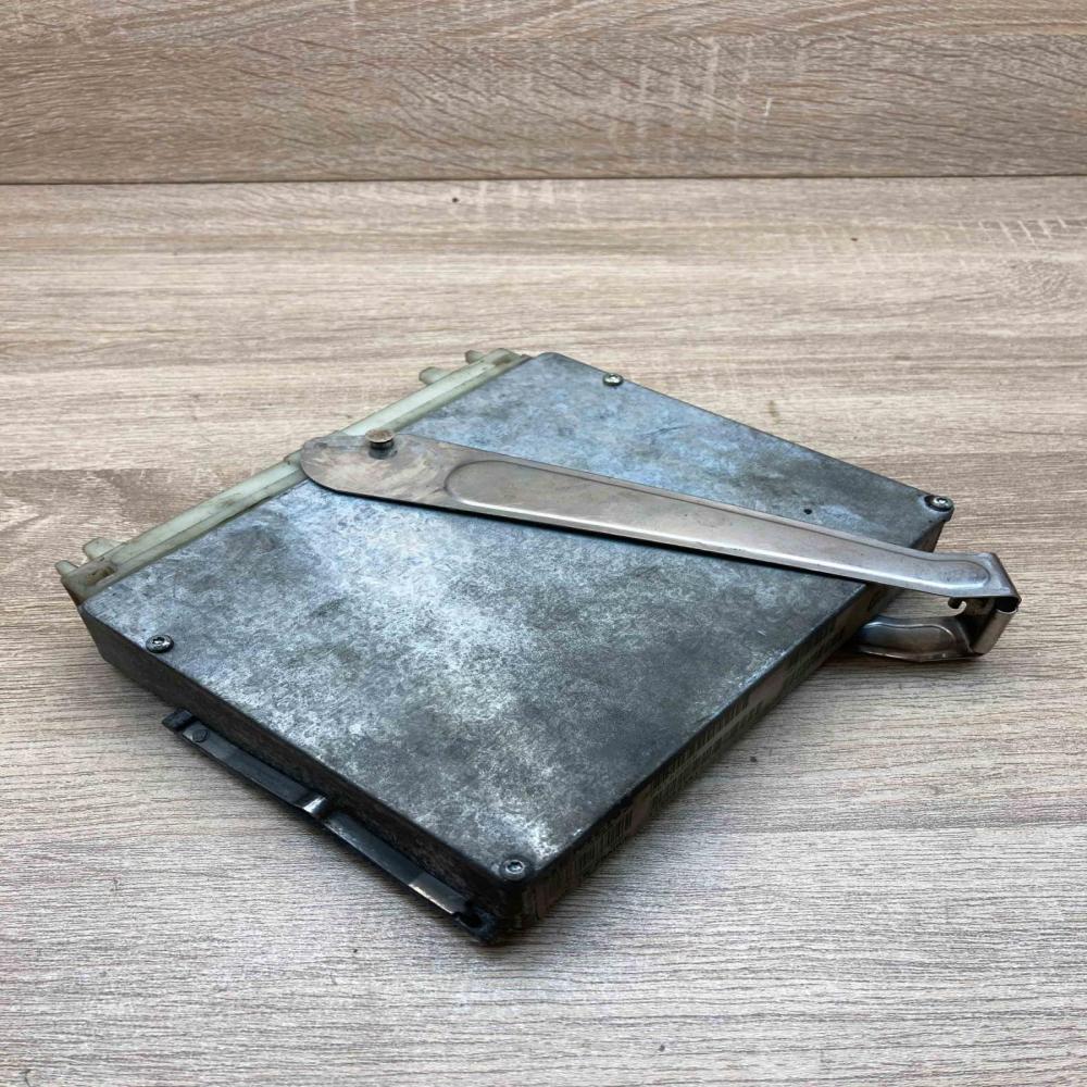 P9189209 S103955409B  Engine control unit/module ECU Volvo 850