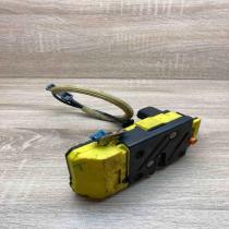 9485043C   Rear door lock Volvo V70