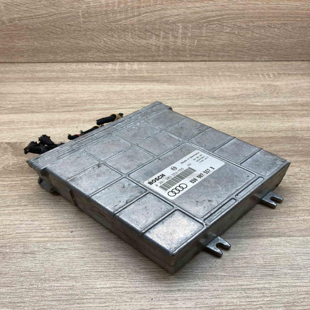 8D0907557B 0261203554 Main Engine control unit/module ECU Audi A4 S4 B5 8D