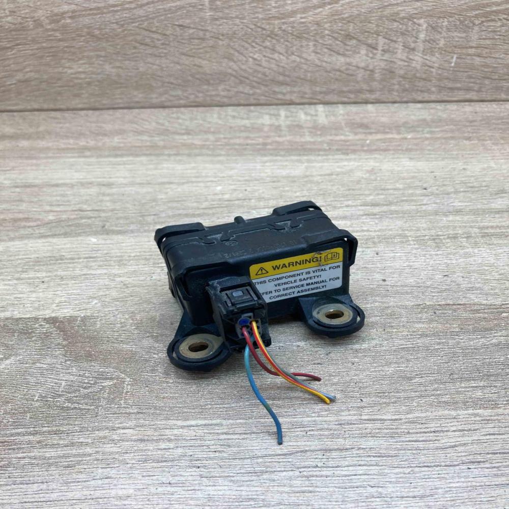 1701 0353 07W383  ESP acceleration yaw rate sensor Volvo C30