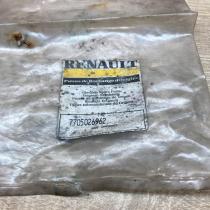 7705026962   Other engine part Renault 21