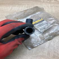 7705026962   Other engine part Renault 21