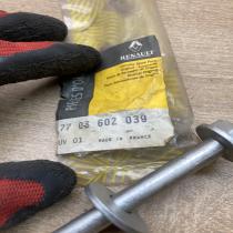 7703602039   Other body part Renault Twingo I