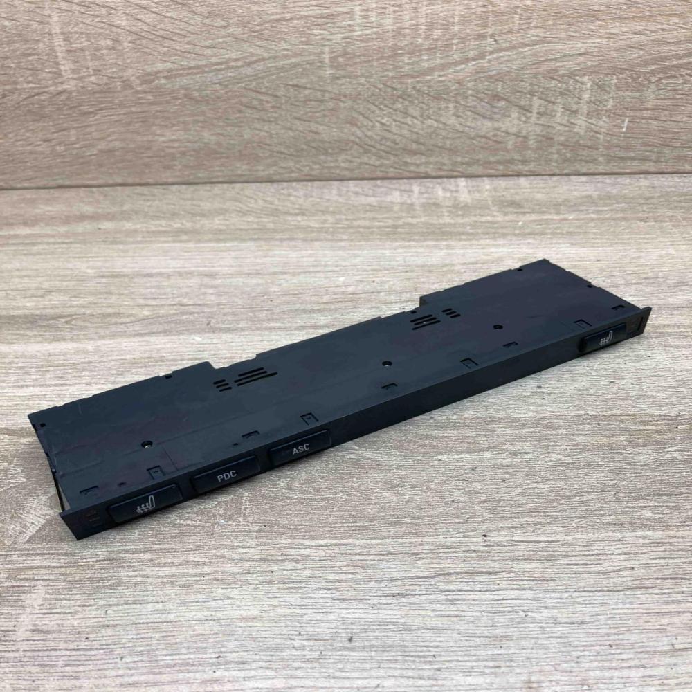8373715 110187  Seat heating switch BMW 5 E39