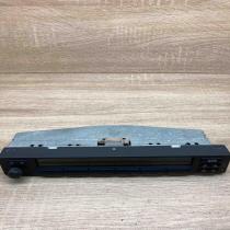 8352408   Radio/CD/DVD/GPS head unit BMW 7 E38