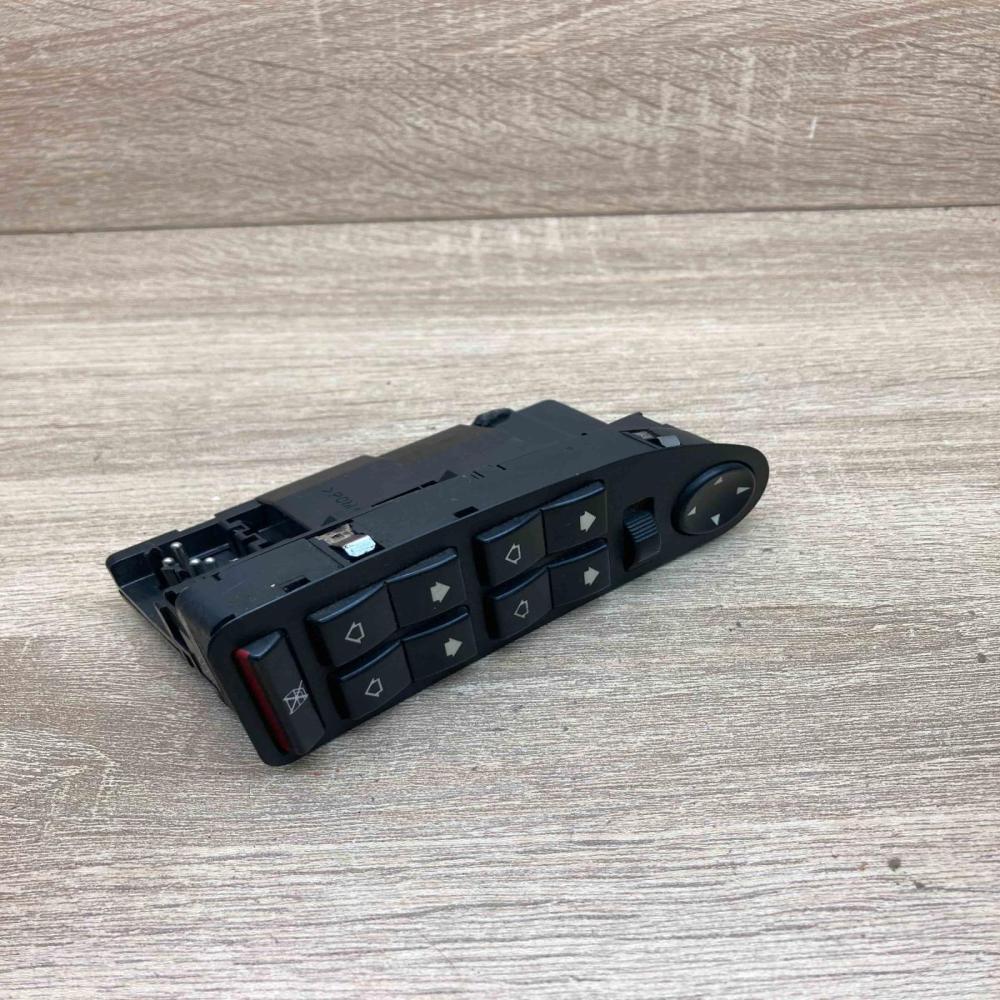 6904306   Electric window control switch BMW 5 E39