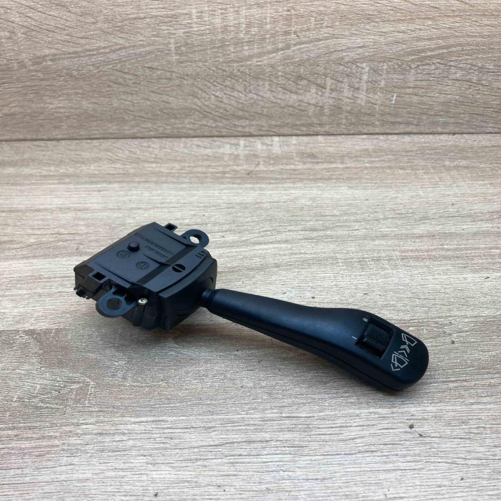 8363664m 01204000  Wiper control stalk BMW 3 E46