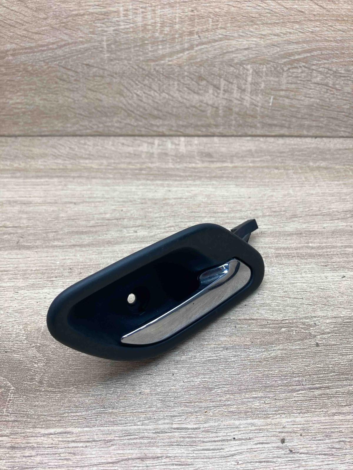8226050   Front door interior handle BMW 5 E39