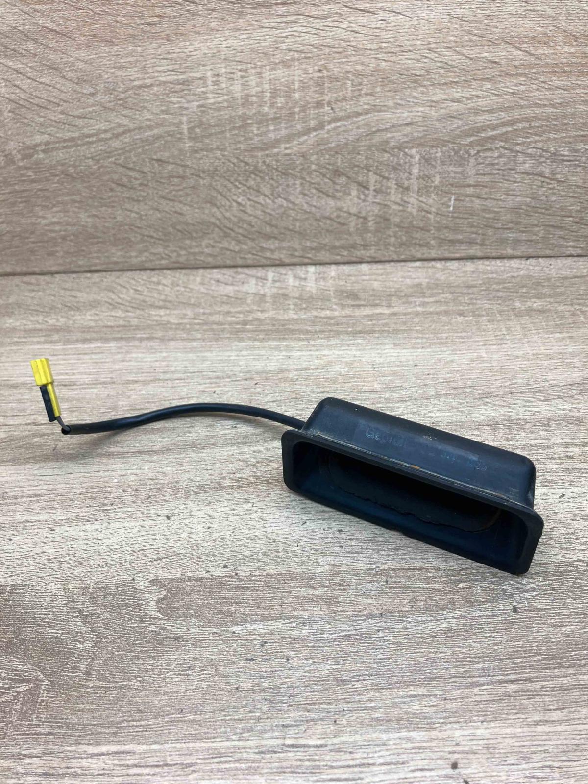 962125 1   Tailgate/trunk/boot exterior handle BMW 5 E60 E61