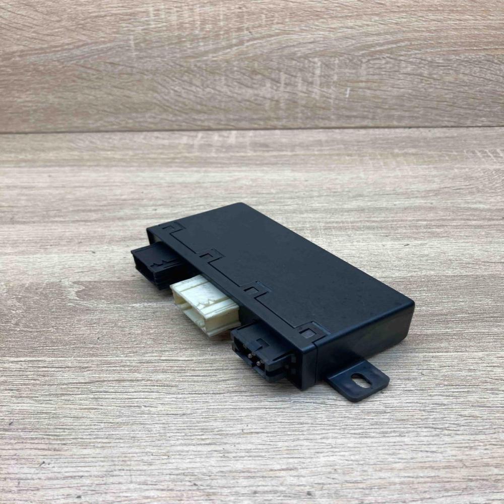 8374806   Door control unit/module BMW 5 E39