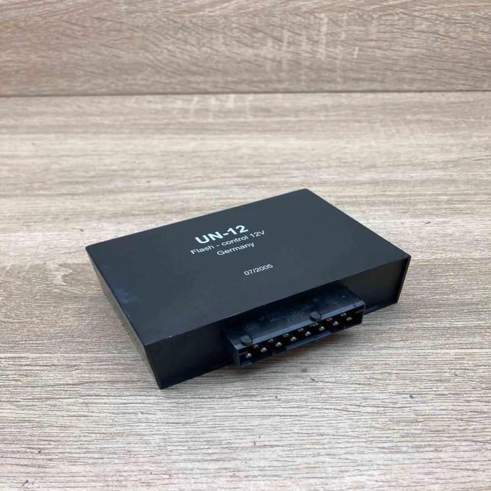 UN 12 MODULE Flash Control 12V Other control units/modules BMW 5 E39