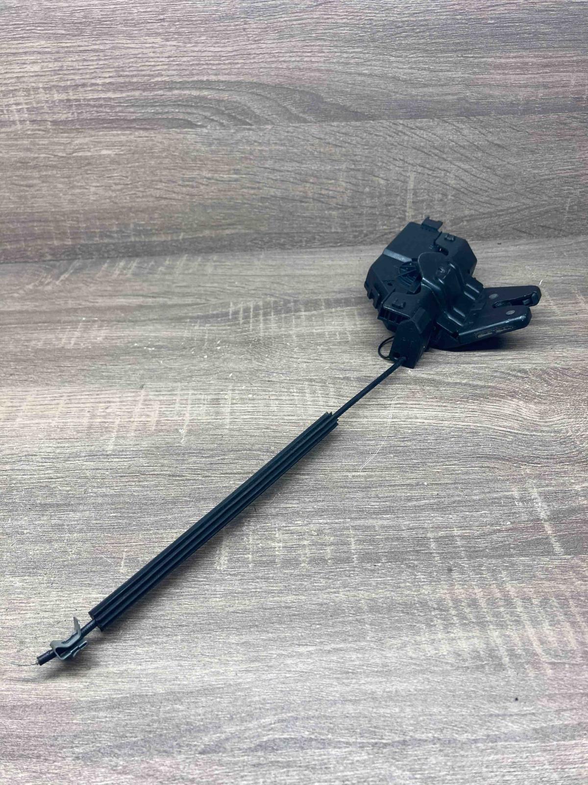 7840617   Tailgate/trunk/boot lock/catch/latch BMW 3 E90 E91