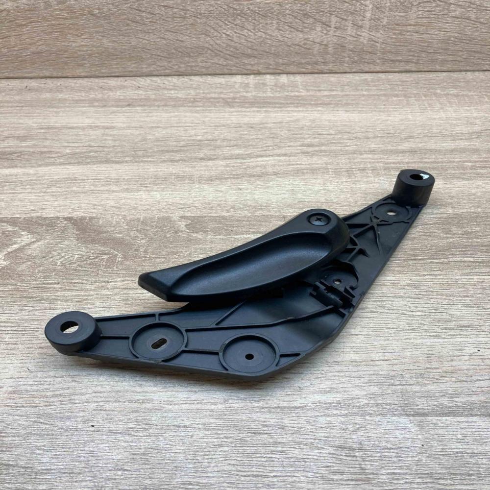 9114002 9113984  Engine bonnet (hood) release handle BMW 5 F10 F11