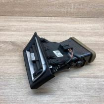 9115858   Dashboard side air vent grill/cover trim BMW 7 F01 F02 F03 F04