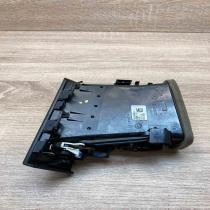 9115857 F3911585710  Dashboard side air vent grill/cover trim BMW 7 F01 F02 F03