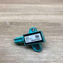 8K0955557C 5WK43809  Airbag deployment crash/impact sensor Audi A4 S4 B8 8K