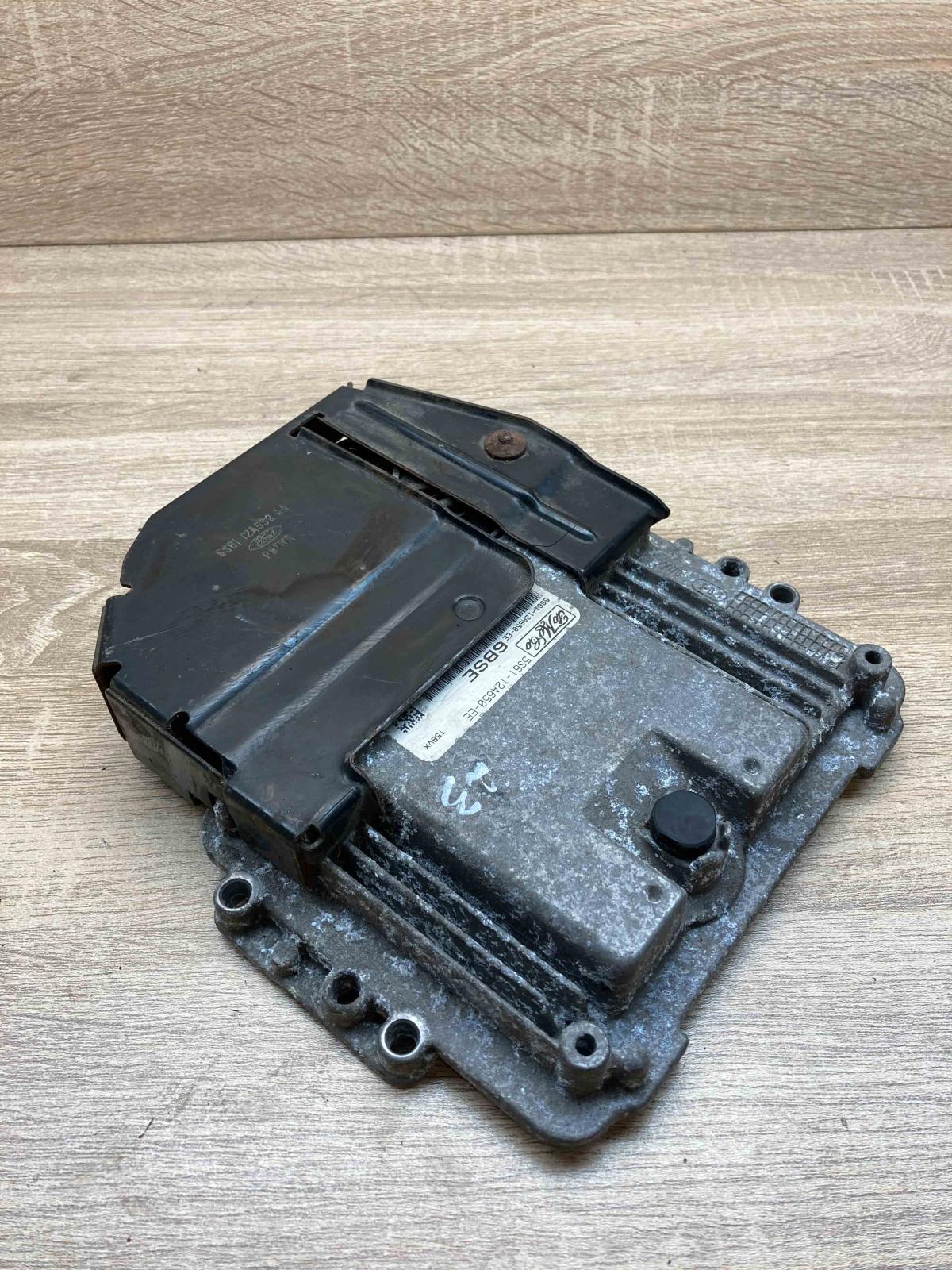 5S61 12A650 EE   Engine control unit/module ECU Ford Fiesta