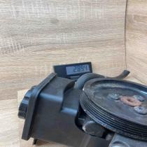 7693974 7787106  Power steering pump BMW 5 E60 E61