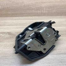 7167067  Front Left Side Front door lock BMW 5 E60 E61