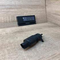 6934160   Windscreen/windshield washer pump BMW X5 E70