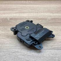 063800 0172   Air flap motor/actuator Lexus IS 220D-250-350