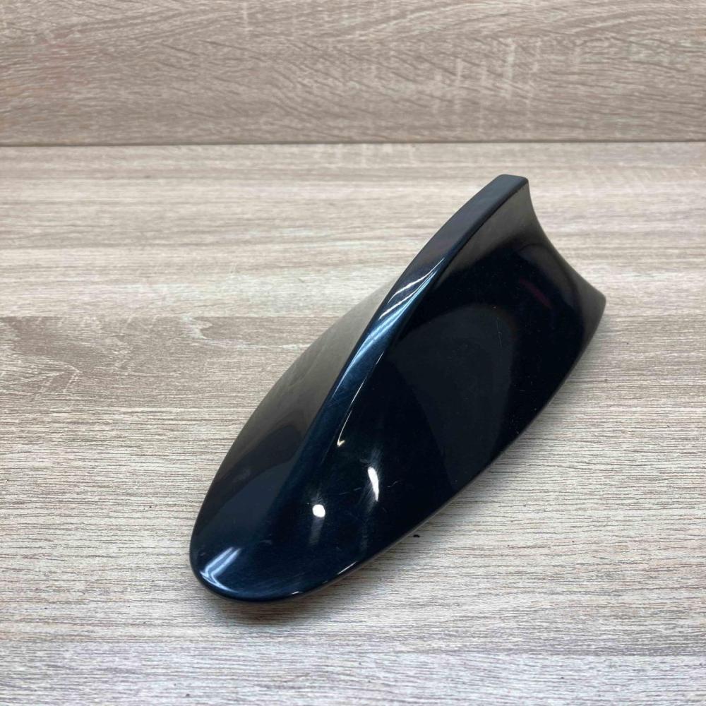9175355  Antenna Roof (GPS) antenna cover BMW 5 F10 F11