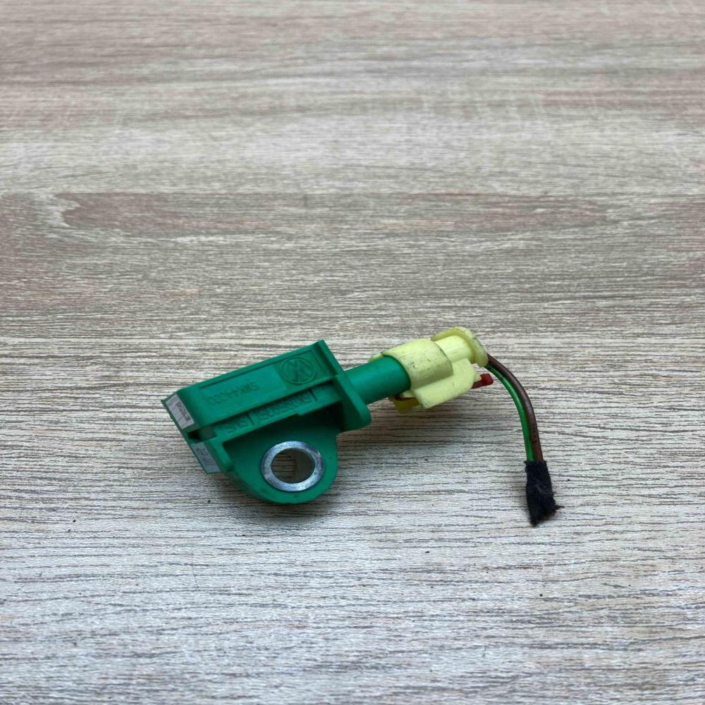 5K0959351 5WK44000  Airbag deployment crash/impact sensor Volkswagen Touran II