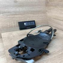 7059971   Front door exterior handle/bracket BMW 3 E90 E91