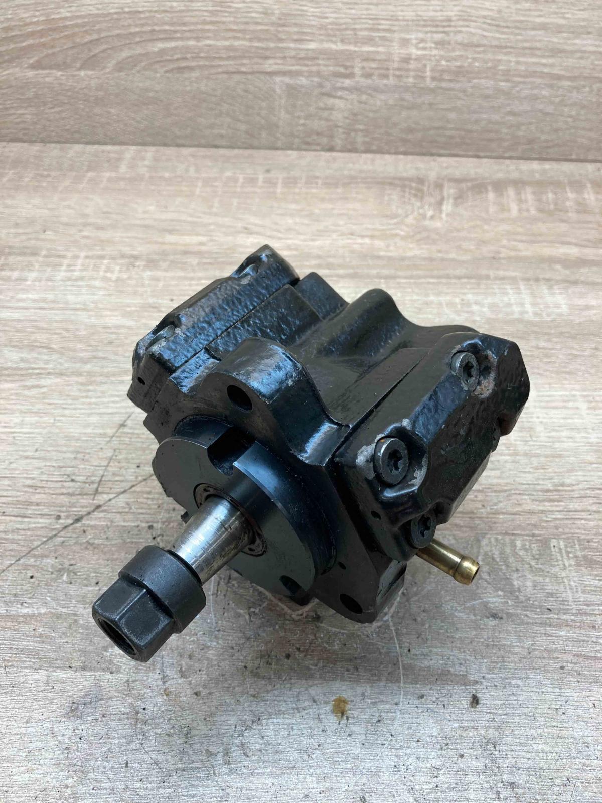 7787563 0445010009  Fuel injection high pressure pump BMW 5 E39