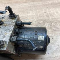 1K0907379D 1K0614517B  ABS Pump Volkswagen Touran I