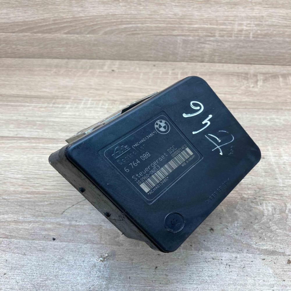 6764088 6763959  ABS Pump BMW 3 E46