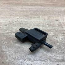 30670449   Turbo solenoid valve Volvo V70
