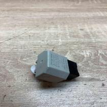 895A1 46010 061800 0840 Stop Lamp Other relay Toyota Prius (XW20)