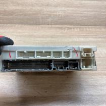 82730 53050 82672 53060  Fuse module Lexus IS 220D-250-350