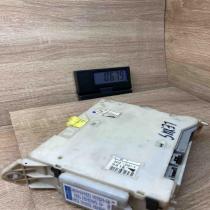 82730 53050 82672 53060  Fuse module Lexus IS 220D-250-350
