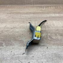 89834 47020 187900 0922 L4 Airbag deployment crash/impact sensor Toyota Prius (X