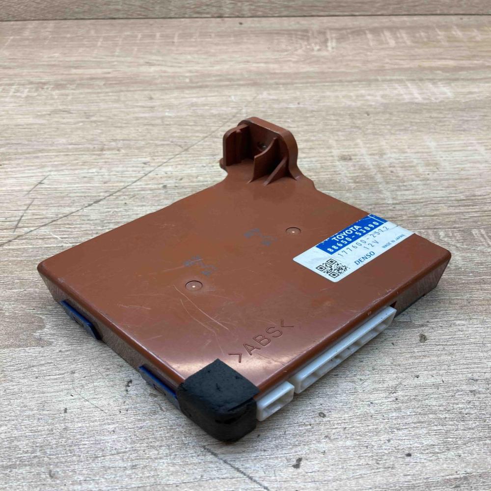88650 53090 177600 2372  Other control units/modules Lexus IS 220D-250-350