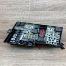 8688040 30732559  Fuse box set Volvo V50