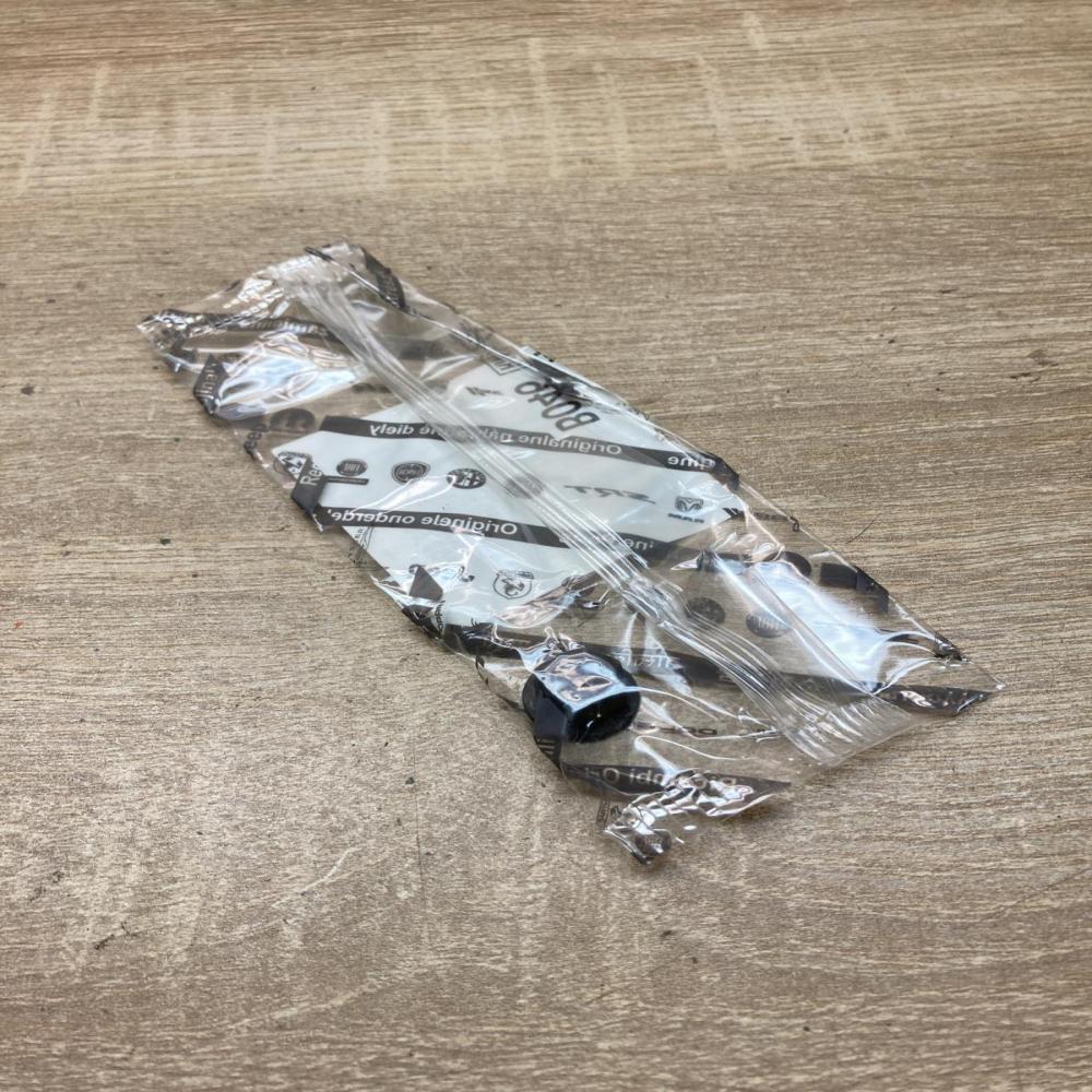 0055240796 06506619AA  Other exhaust manifold parts Dodge RAM