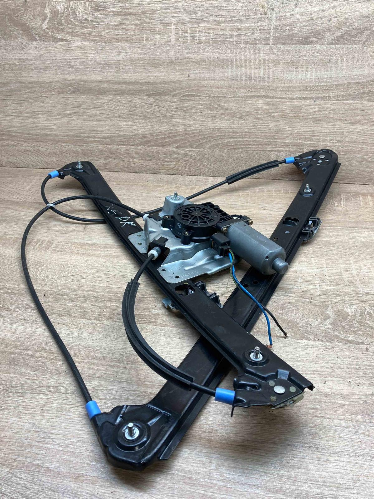 8381019 8243803 Front Left Front door window regulator with motor BMW X5 E53