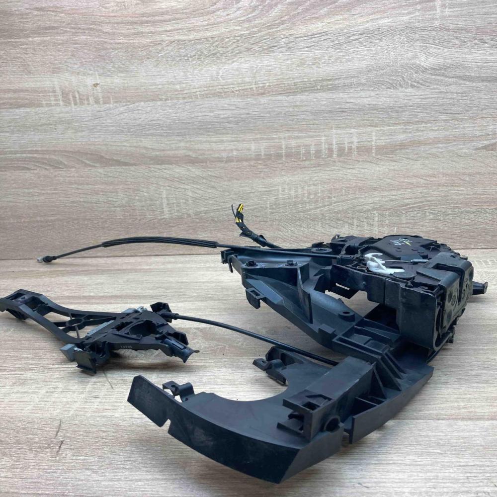 30699109 30753655  Front door lock Volvo V50